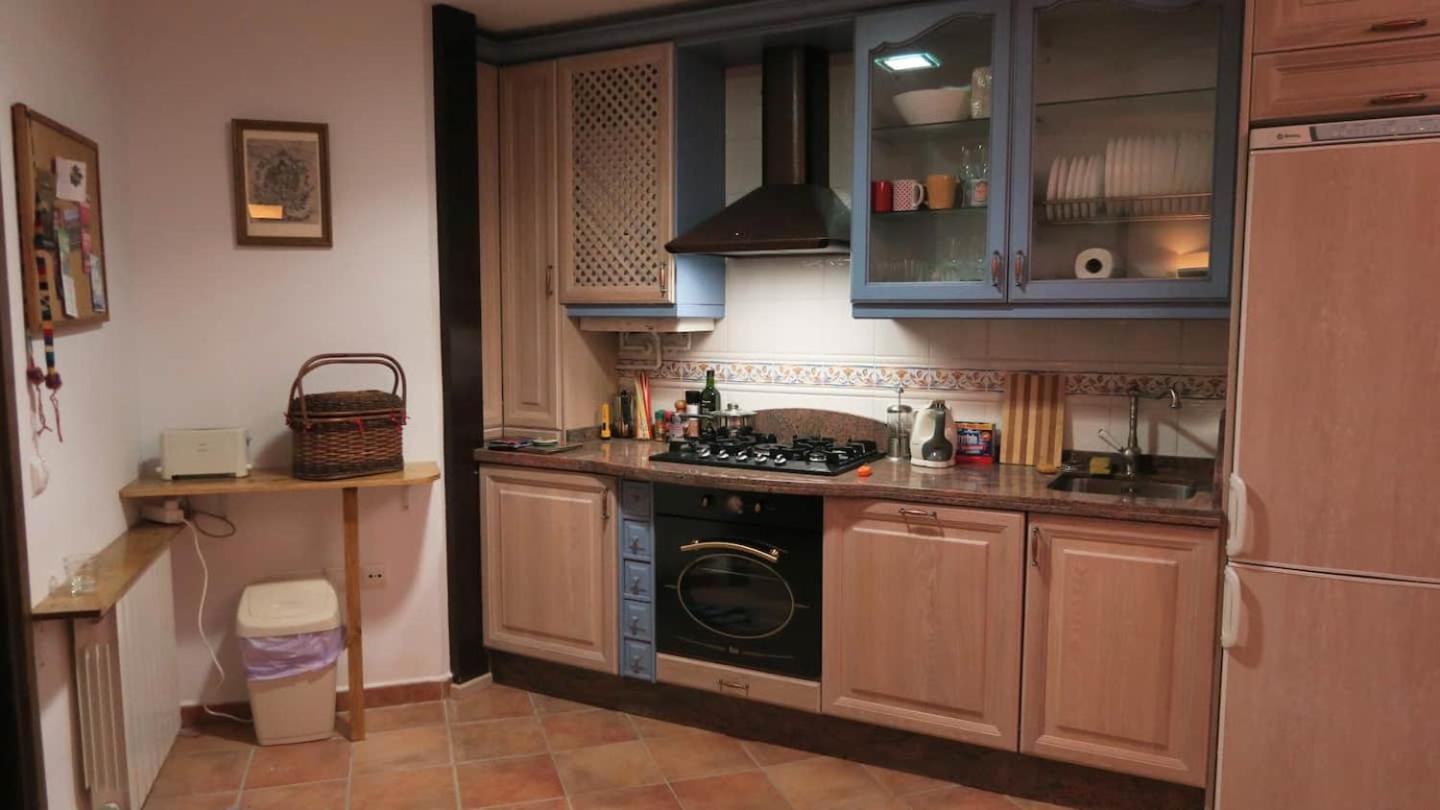 Ferienwohnung Charming Albaicin Patio Flat Free Onsite Parking Granada Exterior foto