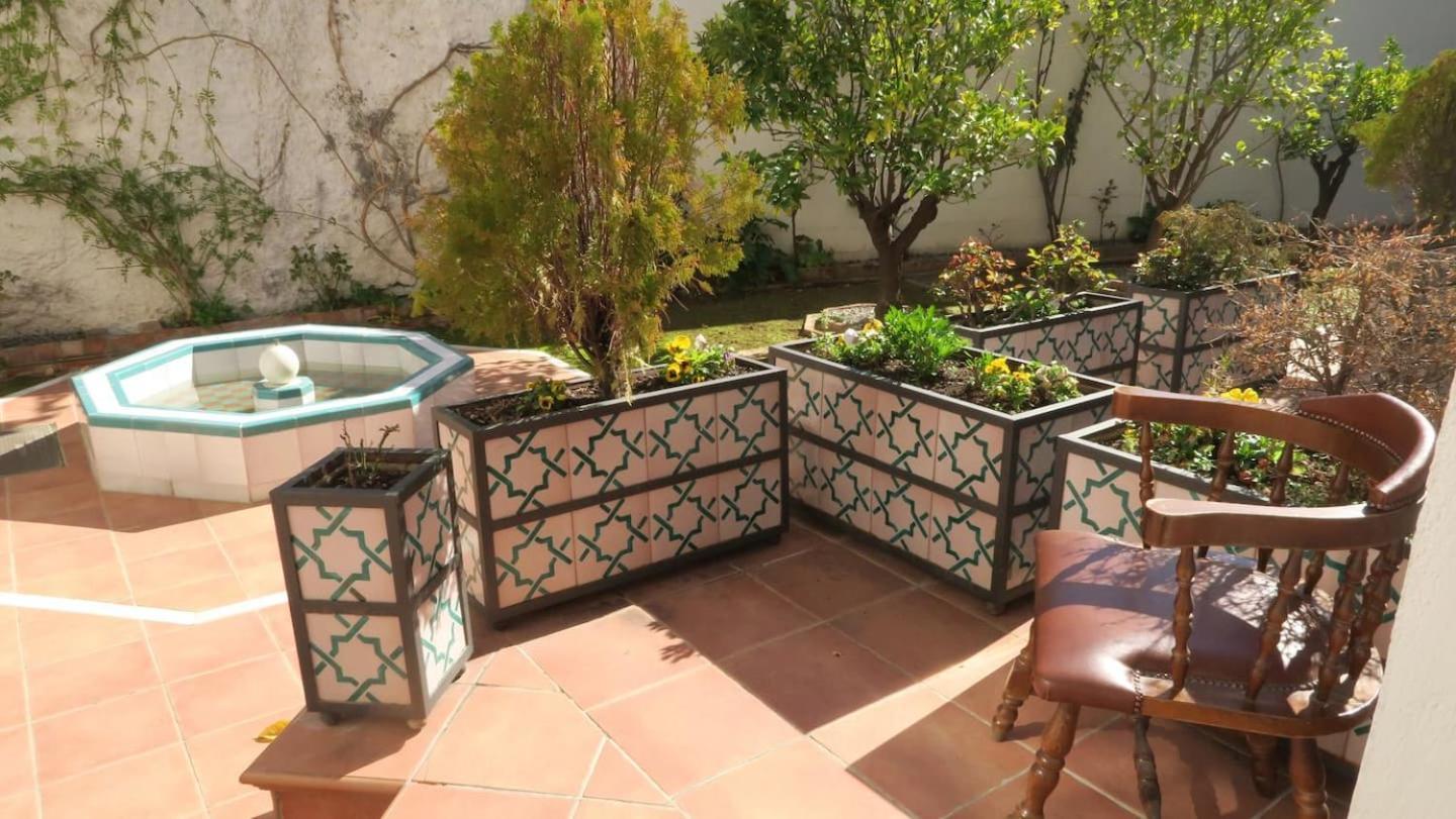 Ferienwohnung Charming Albaicin Patio Flat Free Onsite Parking Granada Exterior foto