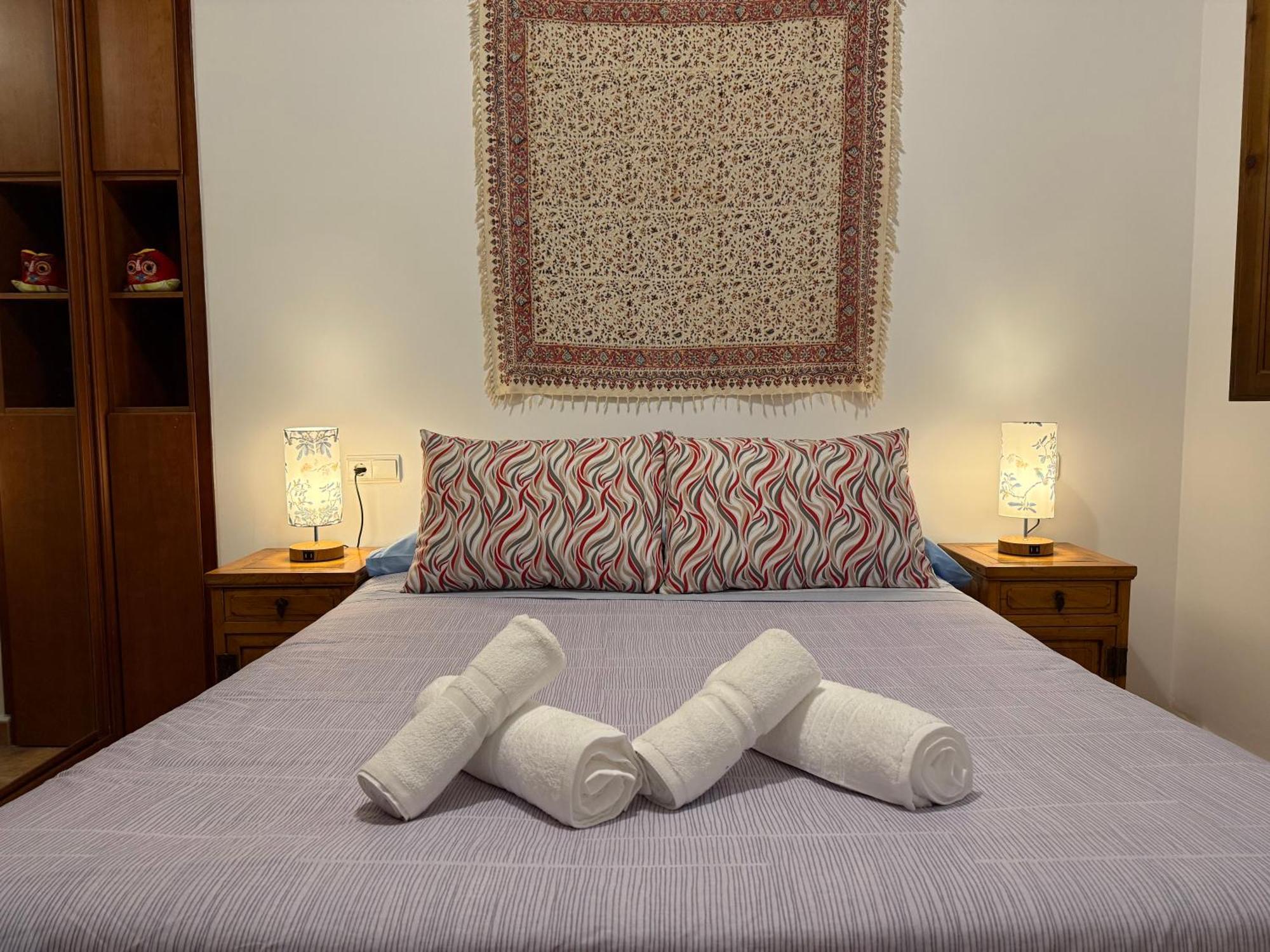 Ferienwohnung Charming Albaicin Patio Flat Free Onsite Parking Granada Exterior foto